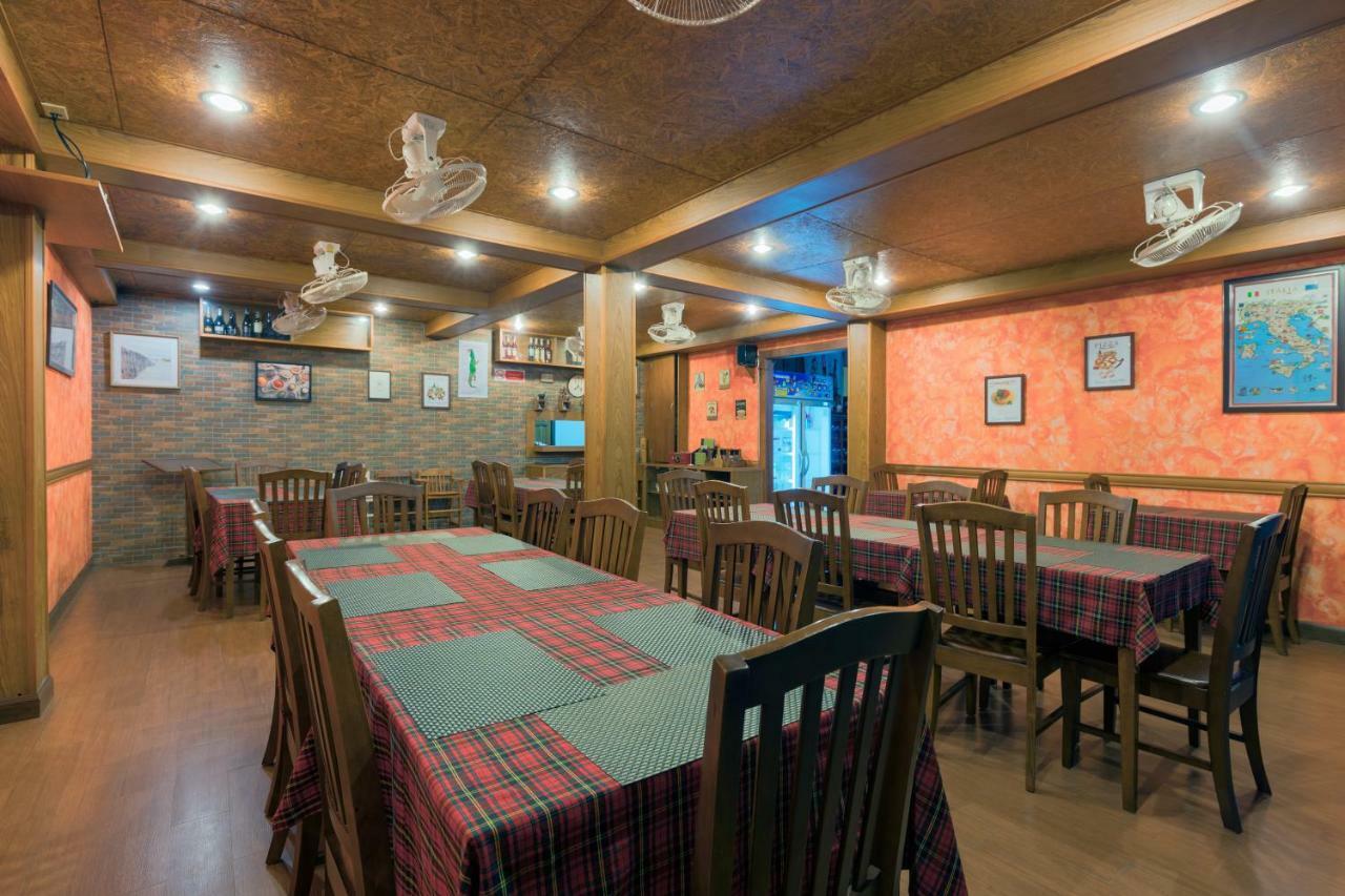 La Luna Italian Restaurant & Accommodation 코 리페 외부 사진